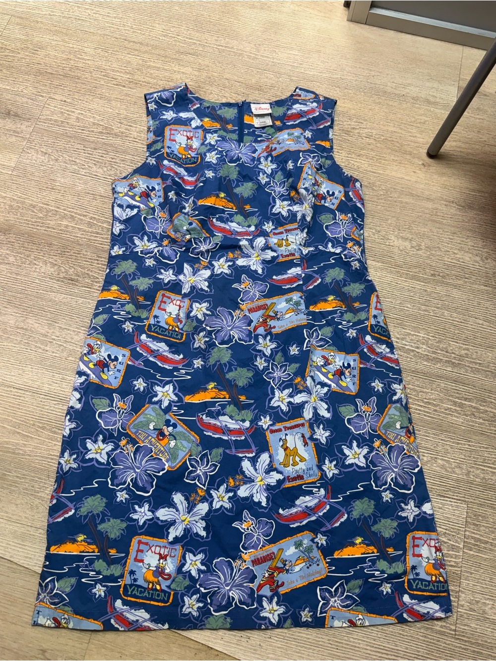 Disney Vintage Hawaiian / beach dress size L